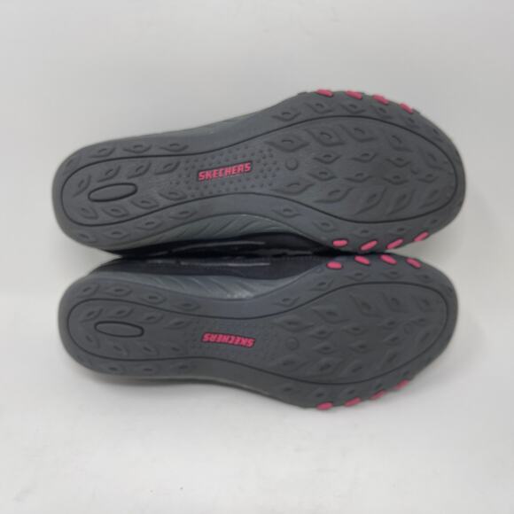 Skechers Slip-On Sport Sneakers Relaxed Fit Womens 7 1/2 Gray 82.7=L.3.4 - Picture 12 of 13